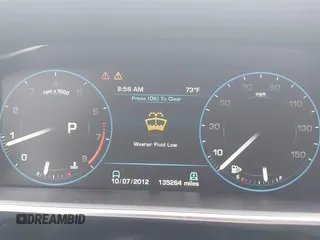 2013 Land Rover Range Rover HSE с VIN SALGS2DF8DA111004, выставлен на аукционе IAAI как лот 42713451 с пробегом 135 264 миль миль и . История ставок и продаж доступна на DreamBid. Изображение 7.