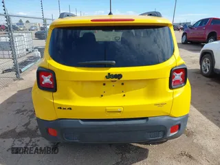 2018 Jeep Renegade Sport with VIN ZACCJBAB8JPJ09093, listed as a IAAI auction lot 42221486 with 58,802 mi miles and . Bid and sale history available at DreamBid. Image 16.
