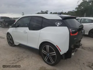 2016 BMW i3 with VIN WBY1Z4C58GV507314, listed as a Copart auction lot 70931612 with 70,457 mi miles. Bid and sale history available at carsss.com. Image 2.
