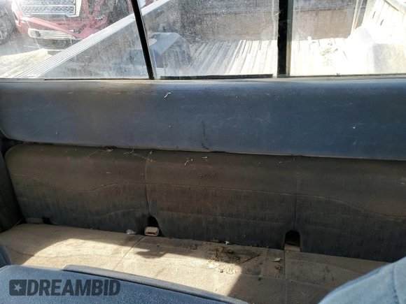 1999 Ford F-350 XL z VIN 1FTSX31F4XEB02357, wystawiony jako Copart lot #69101464 z przebiegiem Nie podano mil oraz Szkoda całkowita • Salvage title. Historia ofert i sprzedaży dostępna na DreamBid. Obrazek 10.
