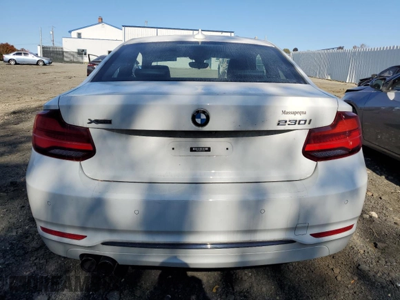 2020 BMW 2 Series 230i xDrive with VIN WBA2J3C02L7E59660, listed as a Copart auction lot 76093554 with 16,310 mi miles and Salvage Title. Bid and sale history available at carsss.com. Image 6.