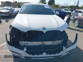 2022 BMW X6 M50i z VIN 5UXCY8C01N9J14882, wystawiony jako IAAI lot #41856966 z przebiegiem 22 893 mil mil oraz . Historia ofert i sprzedaży dostępna na DreamBid. Obrazek 6.