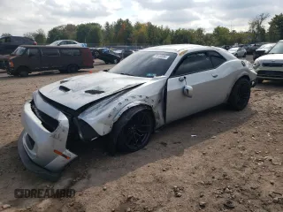 2019 Dodge Challenger R/T Scat Pack z VIN 2C3CDZFJ8KH642376, wystawiony jako Copart lot #74130094 z przebiegiem 59 742 mil mil oraz Szkoda całkowita • Salvage title. Historia ofert i sprzedaży dostępna na DreamBid. Obrazek 1.