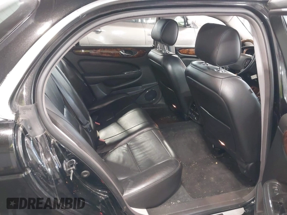 2009 Jaguar XJ 8 LWB with VIN SAJWA79B29SH31572, listed as a IAAI auction lot 42138154 with 147,500 mi miles and . Bid and sale history available at DreamBid. Image 8.
