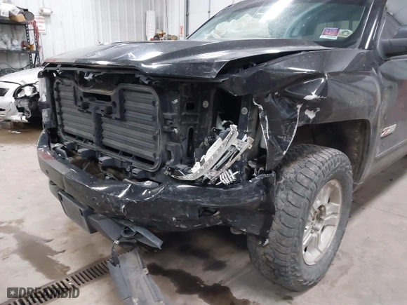 2017 Chevrolet Silverado 1500 LTZ with VIN 3GCUKSEJ3HG382718, listed as a IAAI auction lot 41426789 with 145,620 mi miles. Bid and sale history available at carsss.com. Image 6.