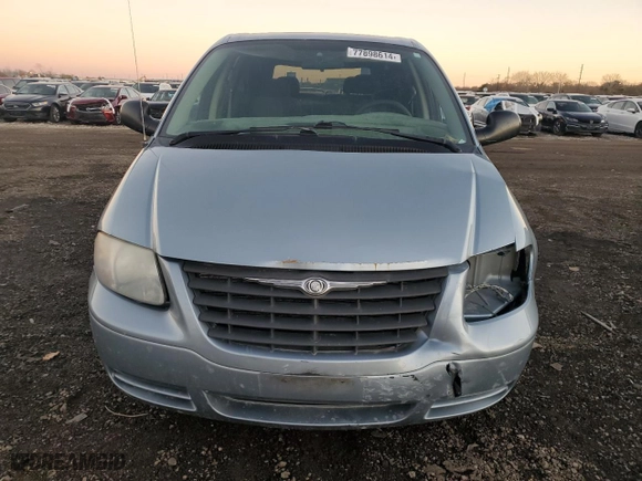 2006 Chrysler Town & Country SWB with VIN 1A4GP45R36B746054, listed as a Copart auction lot 77898614 with 164,792 mi miles and Salvage Title. Bid and sale history available at carsss.com. Image 5.