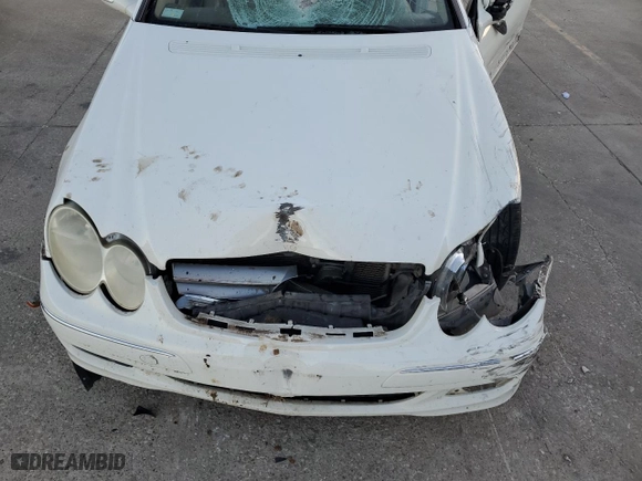 2008 Mercedes-Benz CLK-Class 3.5L with VIN WDBTK56F08F235330, listed as a Copart auction lot 84258894 with 146,596 mi miles and Salvage Title. Bid and sale history available at carsss.com. Image 11.