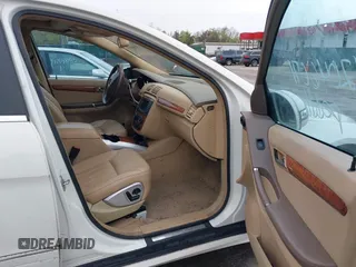 2008 Mercedes-Benz R-Class 3.5L with VIN 4JGCB65E58A073753, listed as a IAAI auction lot 42046671 with 203,963 mi miles. Bid and sale history available at carsss.com. Image 5.