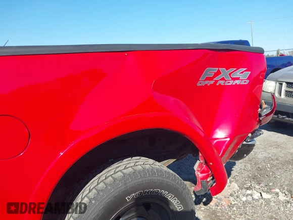 2001 Ford F-150 XL with VIN 1FTRX18L81NB05218, listed as a IAAI auction lot 41689044 with 160,389 mi miles. Bid and sale history available at carsss.com. Image 14.