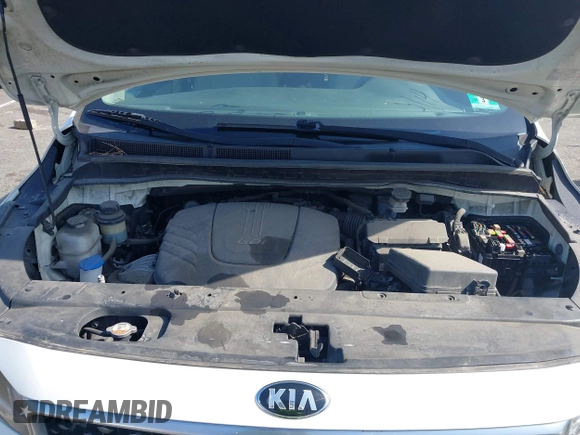 2016 Kia Sedona LX with VIN KNDMB5C18G6119709, listed as a IAAI auction lot 41814349 with 132,329 mi miles. Bid and sale history available at carsss.com. Image 10.