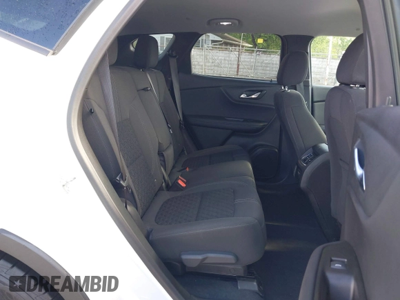 2022 Chevrolet Blazer LT with VIN 3GNKBHR40NS163519, listed as a IAAI auction lot 42220133 with 35,598 mi miles and . Bid and sale history available at DreamBid. Image 8.