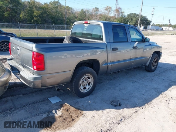 2006 Dodge Dakota ST with VIN 1D7HE28K36S533498, listed as a IAAI auction lot 41184541 with Not Provided miles and . Bid and sale history available at carsss.com. Image 4.