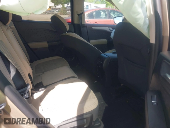 2020 Ford Escape SE with VIN 1FMCU9G6XLUA25108, listed as a IAAI auction lot 42106136 with 73,746 mi miles and . Bid and sale history available at DreamBid. Image 8.