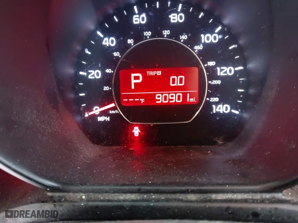 2014 Kia Soul with VIN KNDJN2A26E7033942, listed as a IAAI auction lot 41271872 with 90,901 mi miles. Bid and sale history available at carsss.com. Image 15.