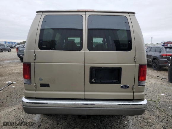 2007 Ford Econoline Wagon XL with VIN 1FMNE11W37DA78514, listed as a Copart auction lot 88701135 with 192,339 mi miles and Salvage Title. Bid and sale history available at carsss.com. Image 6.