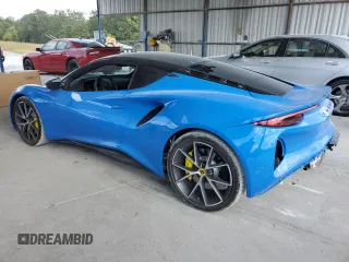 2024 Lotus Emira First Edition z VIN SCCLEKAX2RHA11233, wystawiony jako Copart lot #72567594 z przebiegiem 1572 mil mil oraz Szkody całkowita. Historia ofert i sprzedaży dostępna na DreamBid. Obrazek 2.