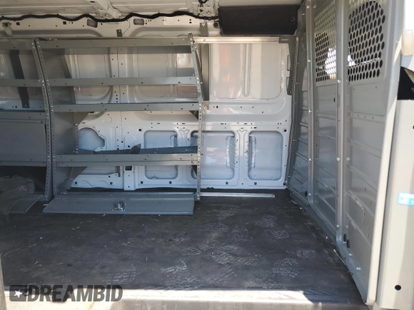 2023 Ford Transit Cargo z VIN 1FTBR1Y85PKB27419, wystawiony jako Copart lot #58053535 z przebiegiem Nie podano mil oraz Szkoda całkowita • Salvage title. Historia ofert i sprzedaży dostępna na DreamBid. Obrazek 11.