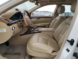 2012 Mercedes-Benz S 550 z VIN WDDNG9EB6CA454967, wystawiony jako Copart lot #83732304 z przebiegiem 115 828 mil mil oraz Szkoda całkowita • Salvage title. Historia ofert i sprzedaży dostępna na DreamBid. Obrazek 7.