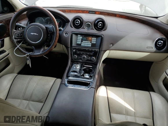 2015 Jaguar XJ Portfolio with VIN SAJWA2GZ9F8V79511, listed as a Copart auction lot 78453394 with 53,341 mi miles and Salvage title. Bid and sale history available at DreamBid. Image 8.