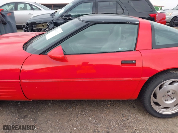 1994 Chevrolet Corvette with VIN 1G1YY22P0R5119743, listed as a IAAI auction lot 41867833 with 85,464 mi miles. Bid and sale history available at carsss.com. Image 14.