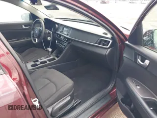 2016 Kia Optima LX with VIN 5XXGT4L32GG105361, listed as a IAAI auction lot 42066431 with 61,026 mi miles. Bid and sale history available at carsss.com. Image 5.