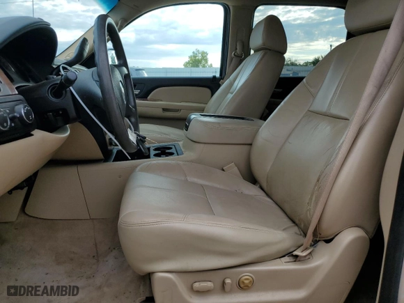 2008 Chevrolet Avalanche LT w/1LT with VIN 3GNFK12308G115133, listed as a Copart auction lot 72465614 with 147,996 mi miles and Salvage Title. Bid and sale history available at carsss.com. Image 7.