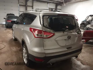 2013 Ford Escape Titanium z VIN 1FMCU0J94DUA93128, wystawiony jako IAAI lot #41612072 z przebiegiem 174 274 mil mil oraz . Historia ofert i sprzedaży dostępna na DreamBid. Obrazek 3.