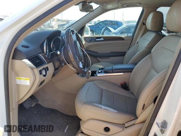 2013 Mercedes-Benz M 350 z VIN 4JGDA2EB5DA150900, wystawiony jako Copart lot #53835195 z przebiegiem 123 411 mil mil oraz Szkoda całkowita • Salvage title. Historia ofert i sprzedaży dostępna na DreamBid. Obrazek 7.