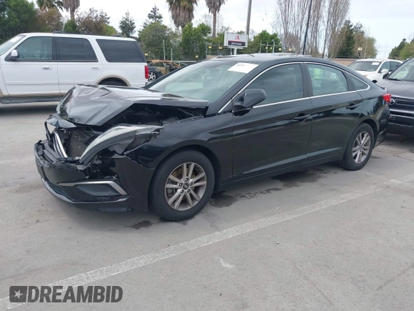 2016 Hyundai Sonata SE with VIN 5NPE24AFXGH401286, listed as a IAAI auction lot 41969686 with 134,592 mi miles and . Bid and sale history available at carsss.com. Image 2.