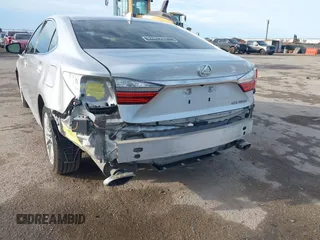 2016 Lexus ES 330 z VIN JTHBK1GG1G2217808, wystawiony jako IAAI lot #41675933 z przebiegiem 122 760 mil mil oraz . Historia ofert i sprzedaży dostępna na DreamBid. Obrazek 6.