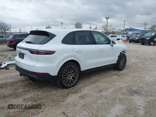 2023 Porsche Cayenne z VIN WP1AA2AY1PDA01984, wystawiony jako IAAI lot #41946680 z przebiegiem 16 121 mil mil oraz . Historia ofert i sprzedaży dostępna na DreamBid. Obrazek 4.