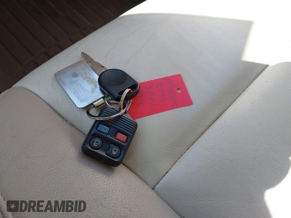 2007 Ford Explorer Limited с VIN 1FMEU75827UB18552, выставлен на аукционе IAAI как лот 41854992 с пробегом 61 979 миль миль и . История ставок и продаж доступна на DreamBid. Изображение 11.