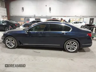 2017 BMW 7 Series ALPINA B7 xDrive with VIN WBA7F2C51HG422682, listed as a IAAI auction lot 42341486 with 117,722 mi miles and . Bid and sale history available at DreamBid. Image 15.