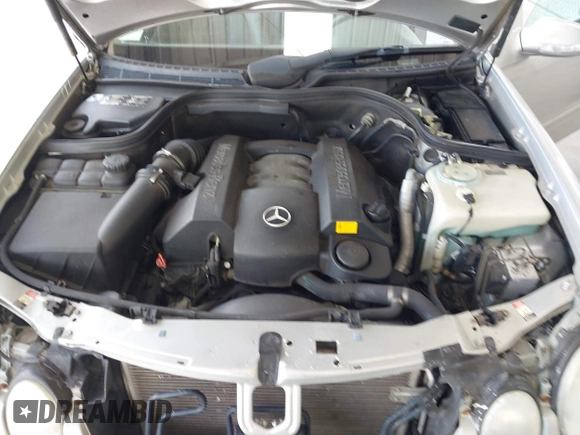2001 Mercedes-Benz CLK 320/430 z VIN WDBLK65G51T083813, wystawiony jako IAAI lot #42412526 z przebiegiem 94 210 mil mil oraz . Historia ofert i sprzedaży dostępna na DreamBid. Obrazek 10.