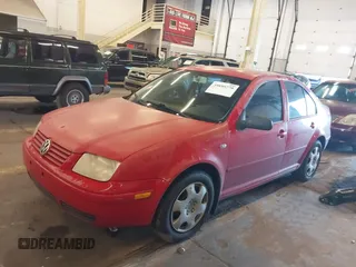 2002 Volkswagen Jetta with VIN 3VWRB69M82M052497, listed as a IAAI auction lot 39895770 with 258,916 mi miles and . Bid and sale history available at DreamBid. Image 2.