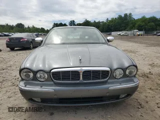 2005 Jaguar XJ Vanden Plas with VIN SAJWA82C25SG44967, listed as a Copart auction lot 62807705 with 33,020 mi miles and Clean title. Bid and sale history available at DreamBid. Image 5.
