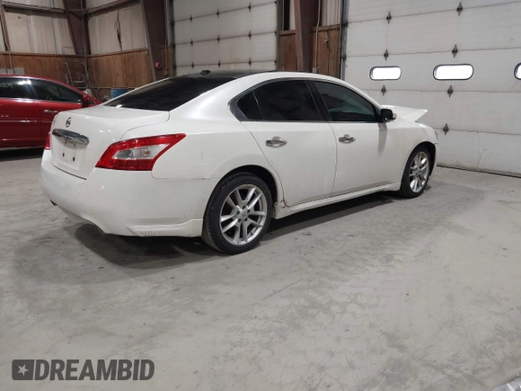 2011 Nissan Maxima 3.5 SV with VIN 1N4AA5AP1BC802204, listed as a IAAI auction lot 42016069 with 99,826 mi miles. Bid and sale history available at carsss.com. Image 4.
