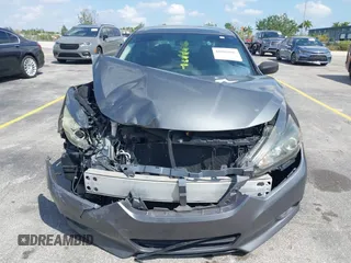 2017 Nissan Altima SV with VIN 1N4AL3AP0HC259676, listed as a IAAI auction lot 41802806 with 178,500 mi miles and . Bid and sale history available at DreamBid. Image 6.