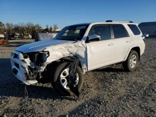 2022 Toyota 4Runner SR5 with VIN JTEEU5JR2N5252505, listed as a Copart auction lot 86087144 with 36,985 mi miles and Salvage Title. Bid and sale history available at carsss.com. Image 1.