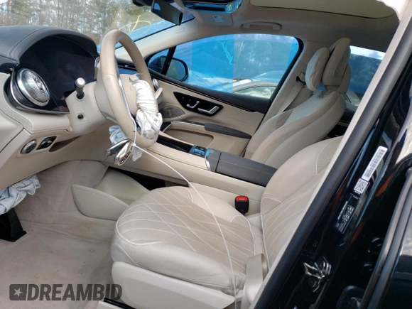 2023 Mercedes-Benz EQS 580 z VIN 4JGDM4EB6PA012192, wystawiony jako Copart lot #48018805 z przebiegiem Nie podano mil oraz Nie do naprawy • Non repairable. Historia ofert i sprzedaży dostępna na DreamBid. Obrazek 7.
