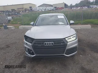 2019 Audi Q5 Premium Plus z VIN WA1BNAFY4K2073225, wystawiony jako IAAI lot #42458236 z przebiegiem 104 706 mil mil oraz . Historia ofert i sprzedaży dostępna na DreamBid. Obrazek 12.