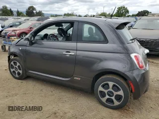 2015 FIAT 500e with VIN 3C3CFFGE1FT522913, listed as a Copart auction lot 54573405 with 37,964 mi miles and Salvage Title. Bid and sale history available at carsss.com. Image 2.