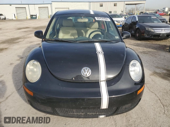 2007 Volkswagen New Beetle Coupe with VIN 3VWEW31CX7M519236, listed as a Copart auction lot 85434464 with 154,806 mi miles and Salvage Title. Bid and sale history available at carsss.com. Image 5.