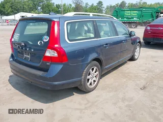 2008 Volvo V70 z VIN YV1BW982181052805, wystawiony jako IAAI lot #42405228 z przebiegiem 205 210 mil mil oraz . Historia ofert i sprzedaży dostępna na DreamBid. Obrazek 4.