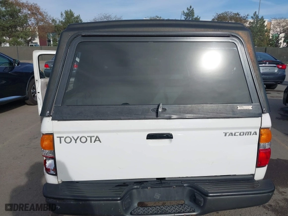 2002 Toyota Tacoma with VIN 5TENL42N62Z110440, listed as a IAAI auction lot 41719801 with 208,136 mi miles. Bid and sale history available at carsss.com. Image 17.
