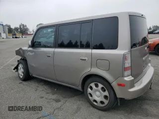 2005 Scion xB z VIN JTLKT324350215711, wystawiony jako Copart lot #54744755 z przebiegiem 178 205 mil mil oraz Szkody całkowita. Historia ofert i sprzedaży dostępna na DreamBid. Obrazek 2.
