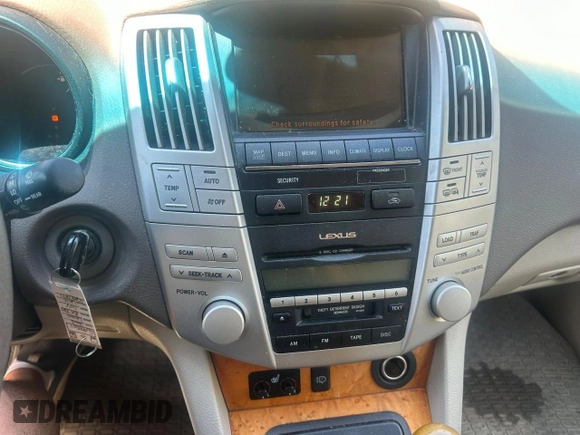 2006 Lexus RX 330 with VIN 2T2HA31U86C087871, listed as a Copart auction lot 62878175 with 213,292 mi miles and Clean title. Bid and sale history available at DreamBid. Image 9.