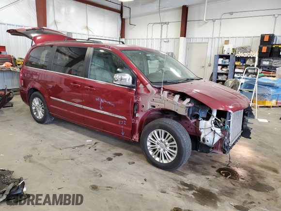 2015 Chrysler Town & Country Touring-L with VIN 2C4RC1CG1FR674900, listed as a Copart auction lot 53562085 with 99,030 mi miles and Clean Title. Bid and sale history available at carsss.com. Image 4.
