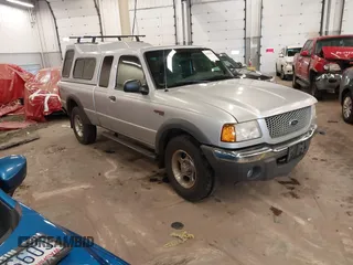2001 Ford Ranger XL Fleet with VIN 1FTZR15E81PA53447, listed as a IAAI auction lot 41838161 with 113,739 mi miles. Bid and sale history available at carsss.com. Image 1.
