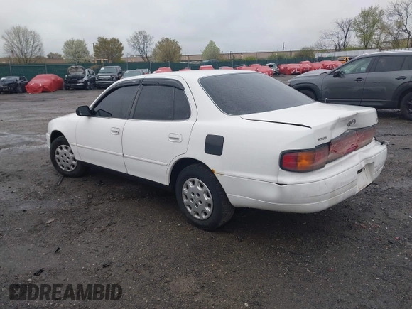 1994 Toyota Camry LE with VIN 4T1SK12E9RU848607, listed as a IAAI auction lot 41972535 with 152,468 mi miles. Bid and sale history available at carsss.com. Image 3.